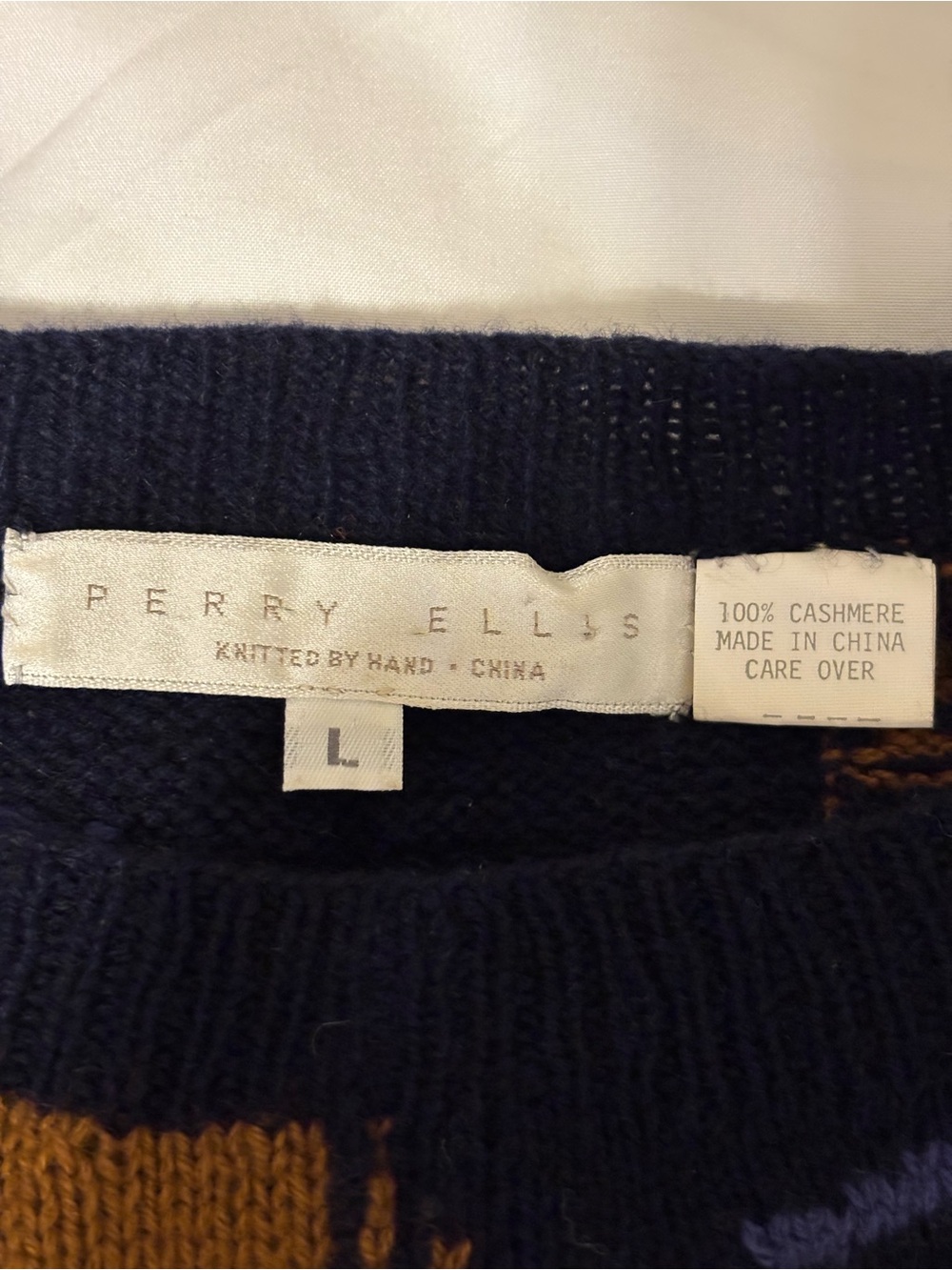 Perry Ellis Vintage 100% Cashmere Abstract Sweater L - Picture 2 of 7